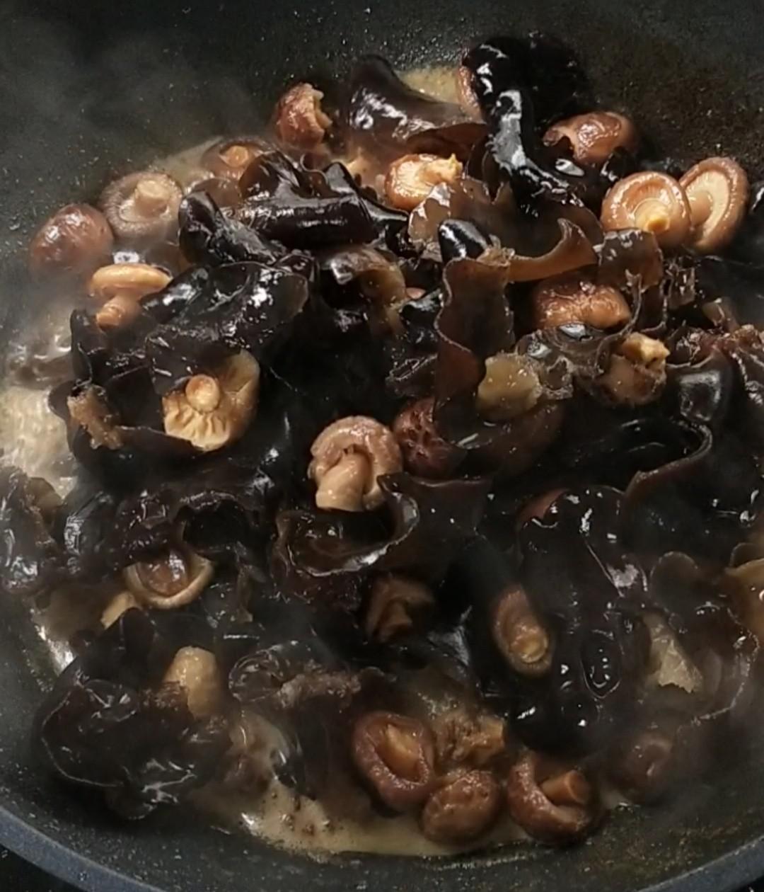 啤酒鴨的做法-家常味燒菜譜