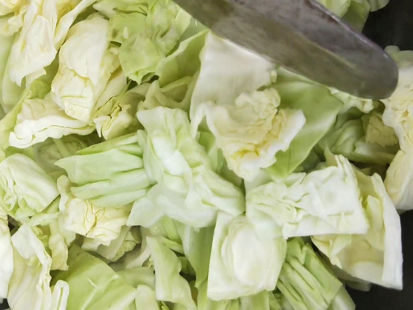 酸辣包菜的做法-酸辣味炒菜譜