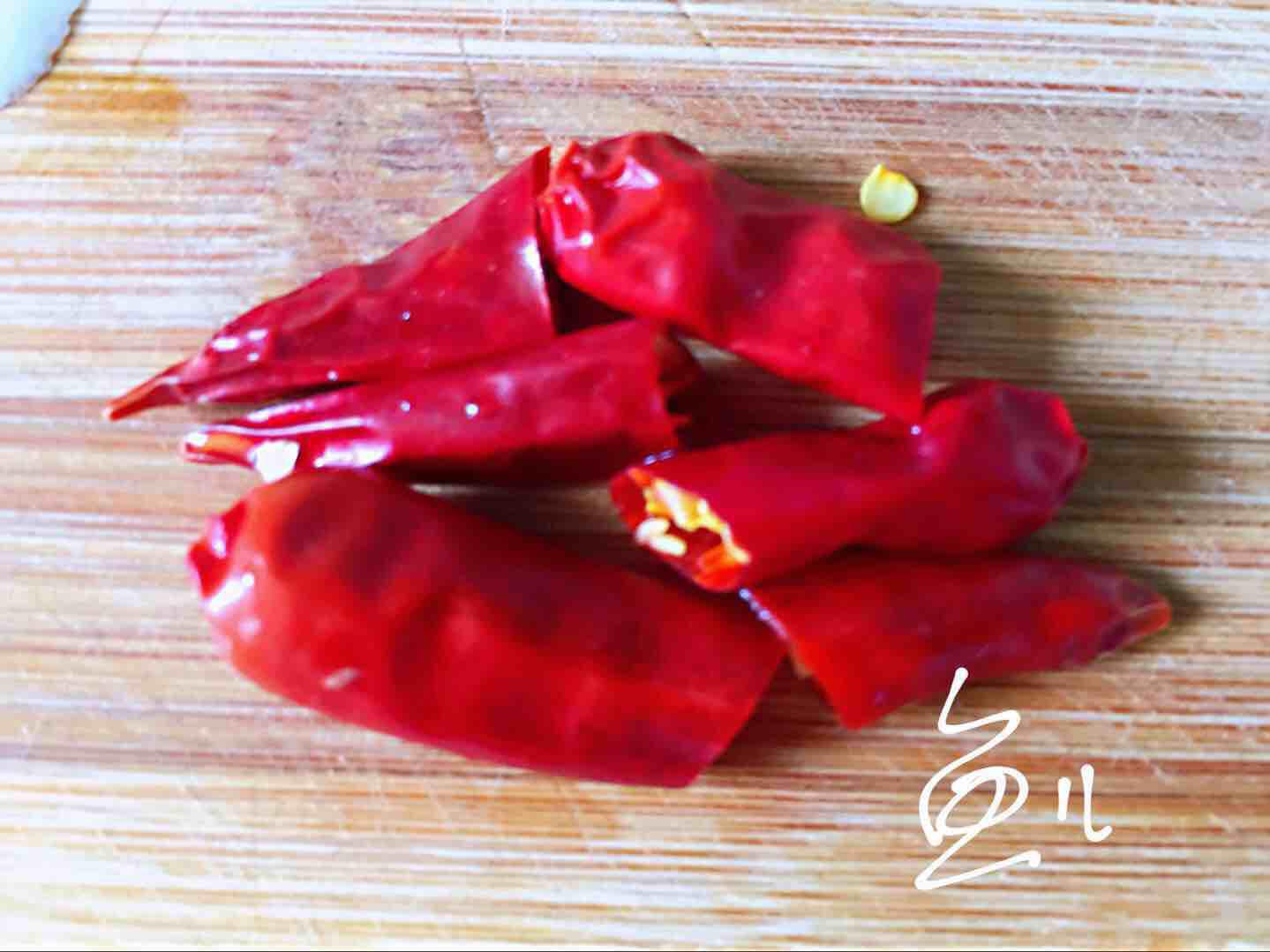 香辣龍蝦尾的做法-香辣味炒菜譜