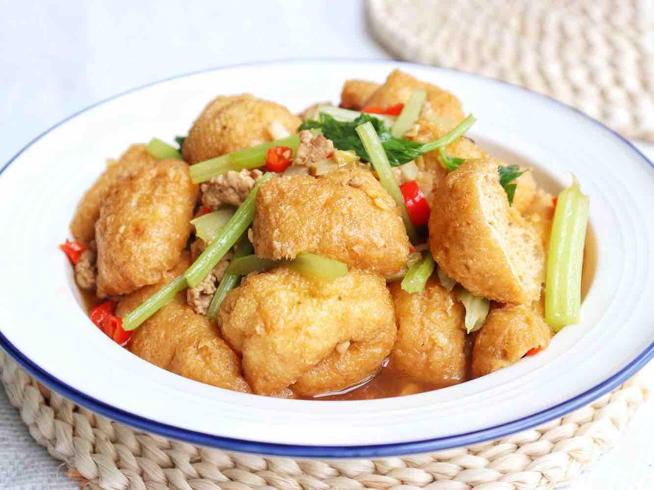 紅燒豆腐泡的做法-家常味燒菜譜