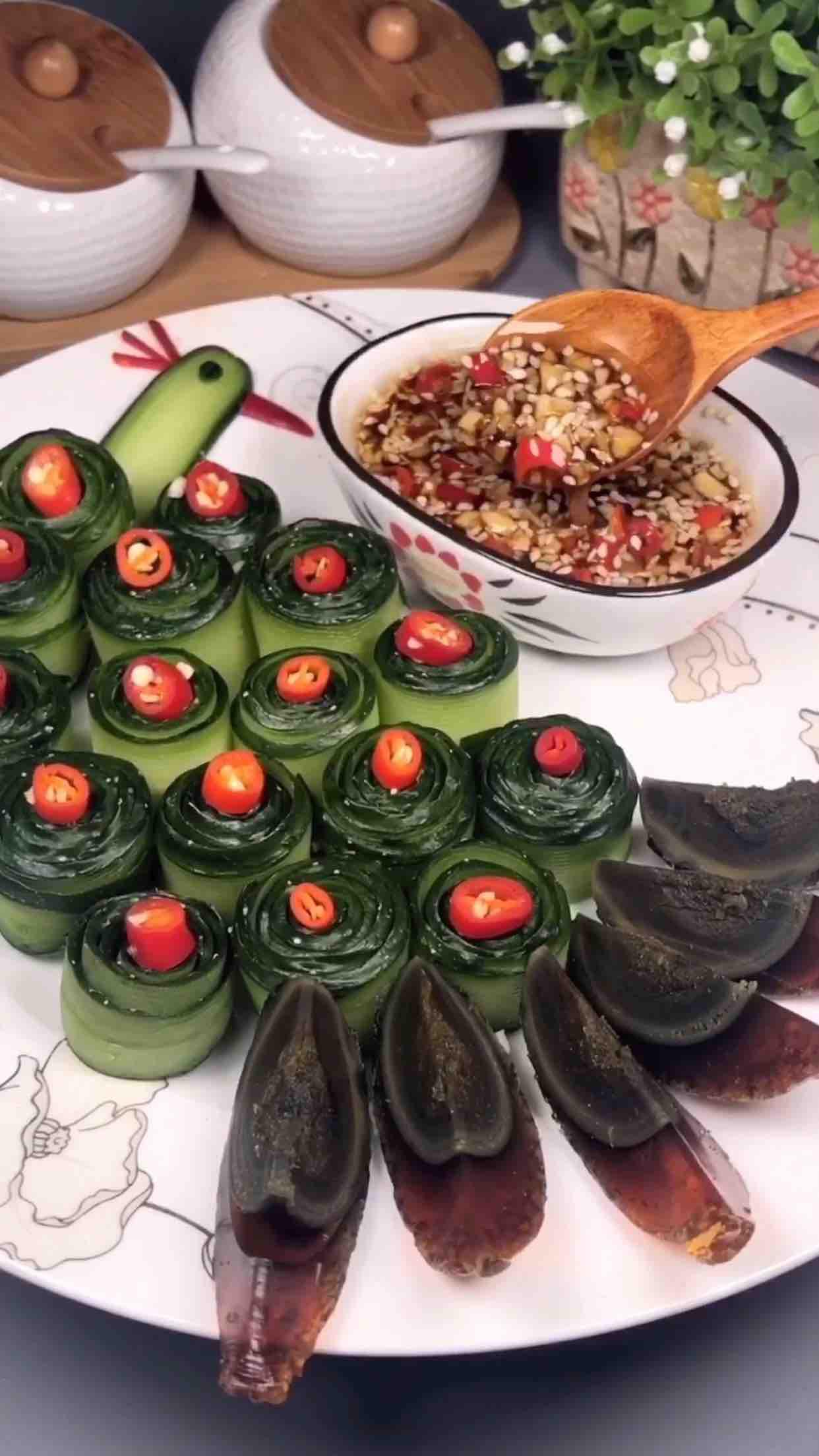 孔雀開屏的做法-酸辣味拌菜譜