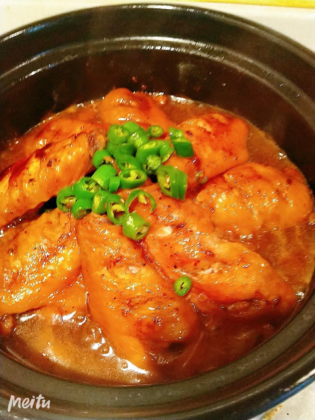 啤酒砂鍋雞翅煲的做法-咸鮮味燉菜譜