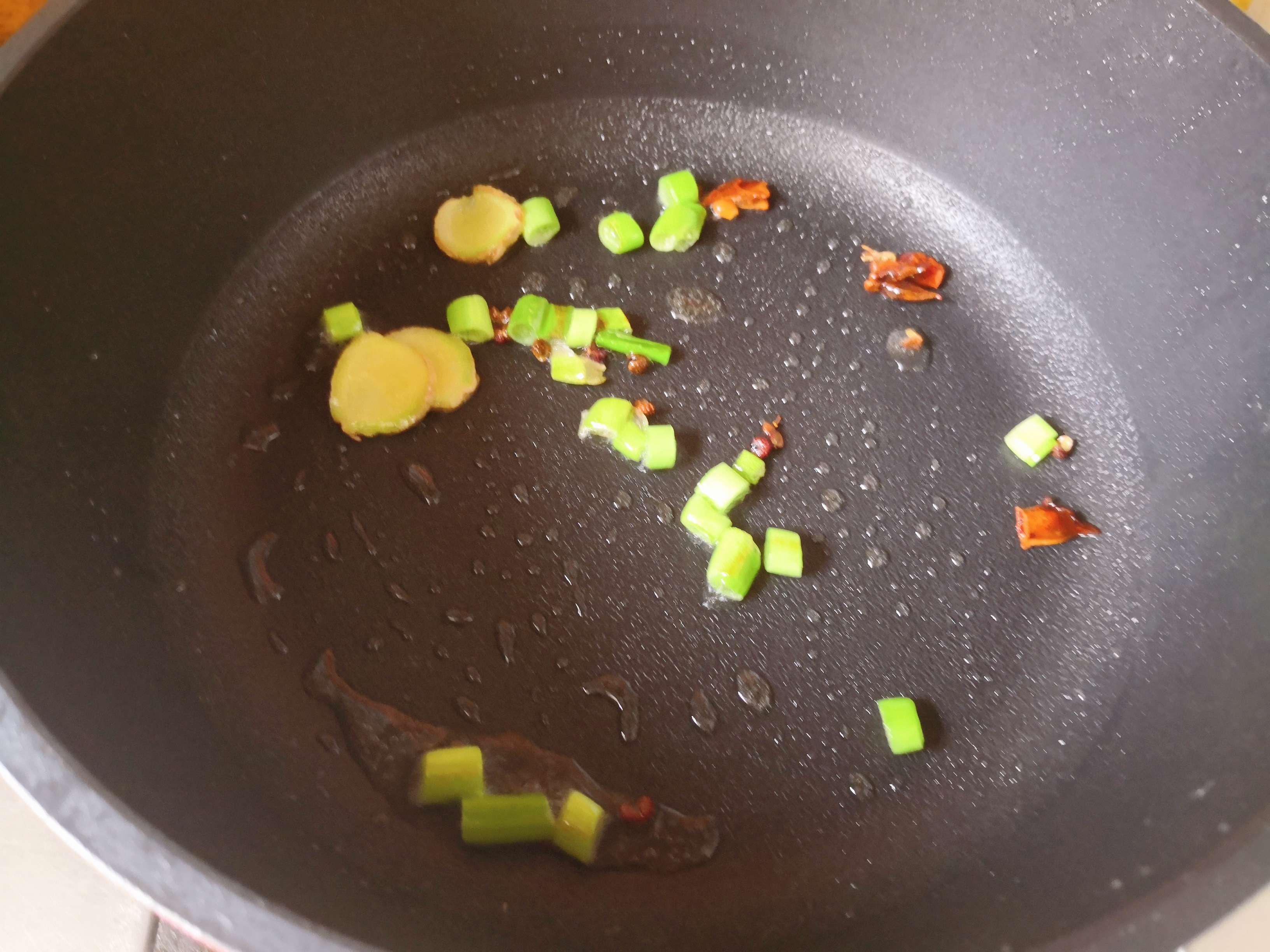 蝦蓉豆腐的做法-香辣味燉菜譜