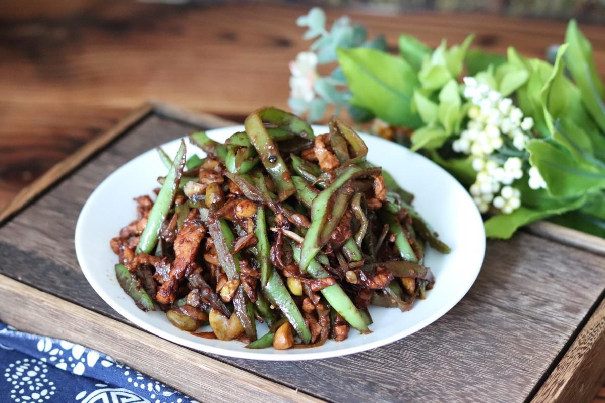 醬香豆角絲的做法-醬香味炒菜譜