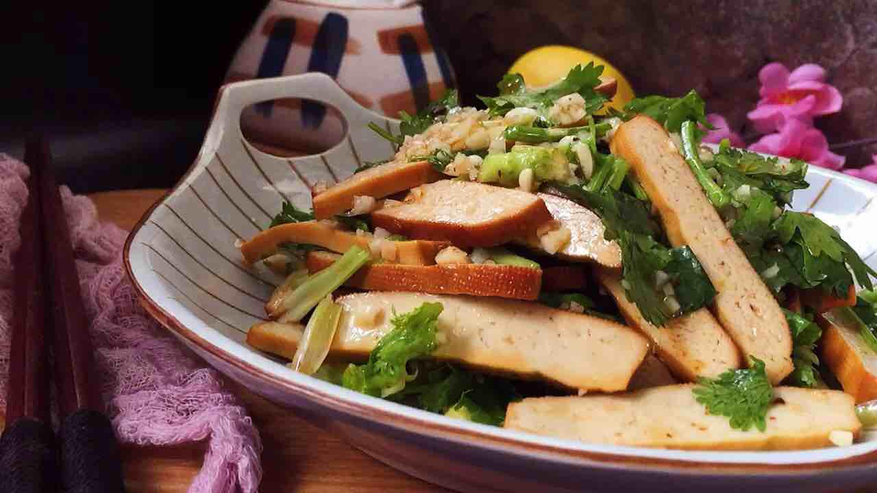 涼拌香干的做法-咸鮮味拌菜譜