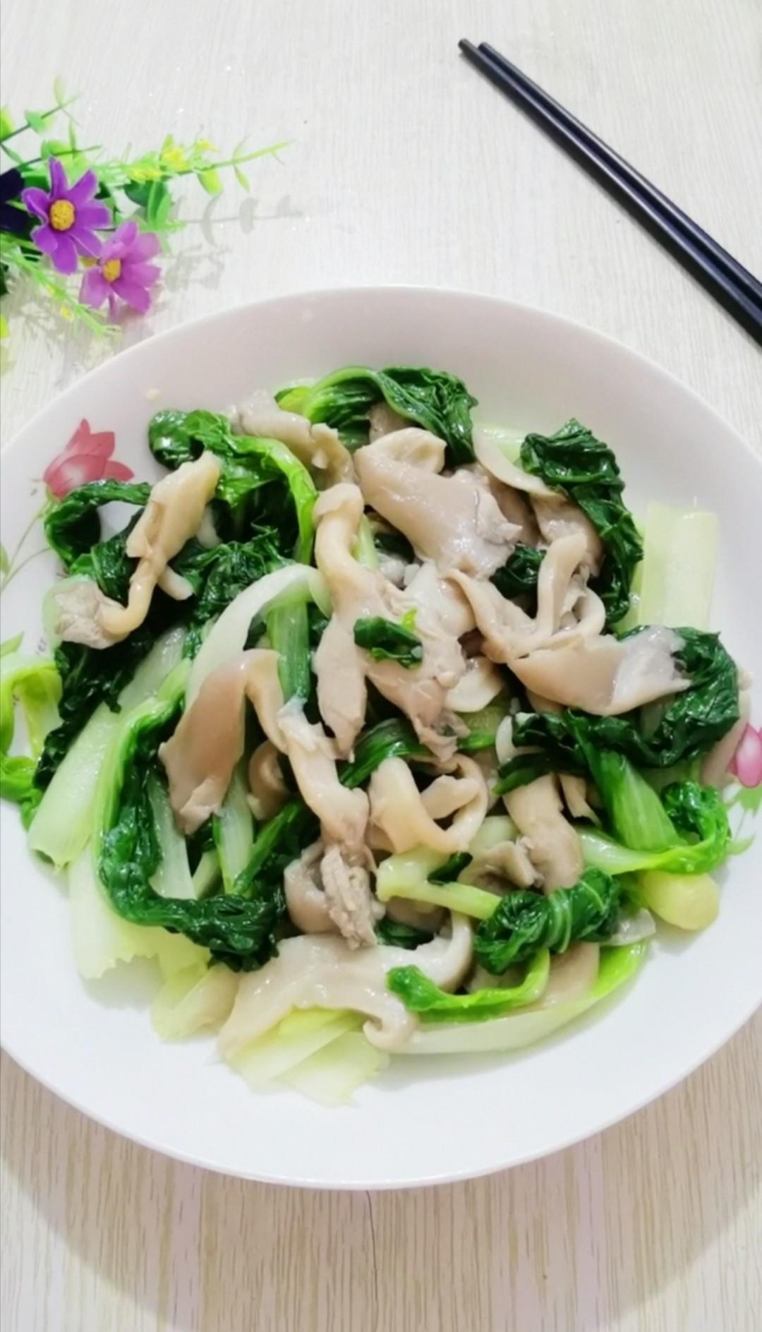 平菇炒小白菜的做法-咸鮮味炒菜譜