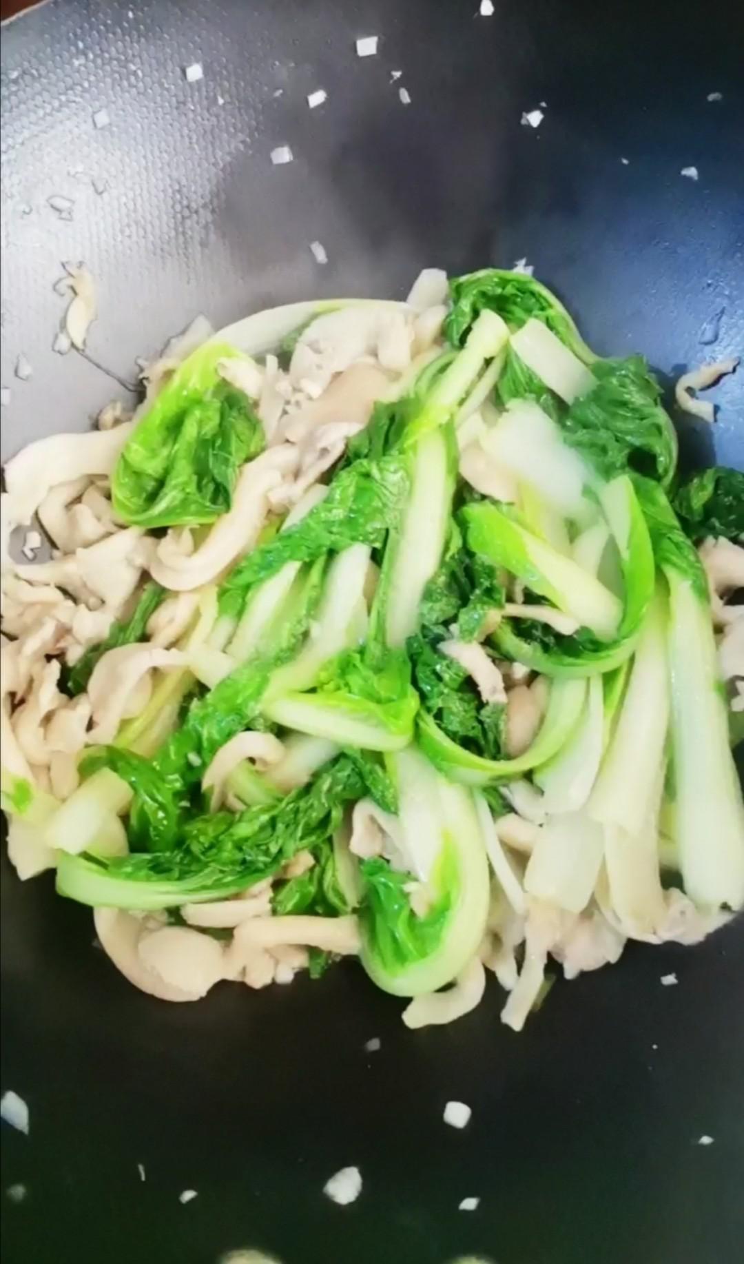 平菇炒小白菜的做法-咸鮮味炒菜譜