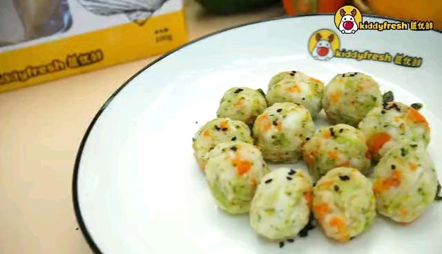 好吃的貝柱山藥團子的做法-家常味蒸菜譜