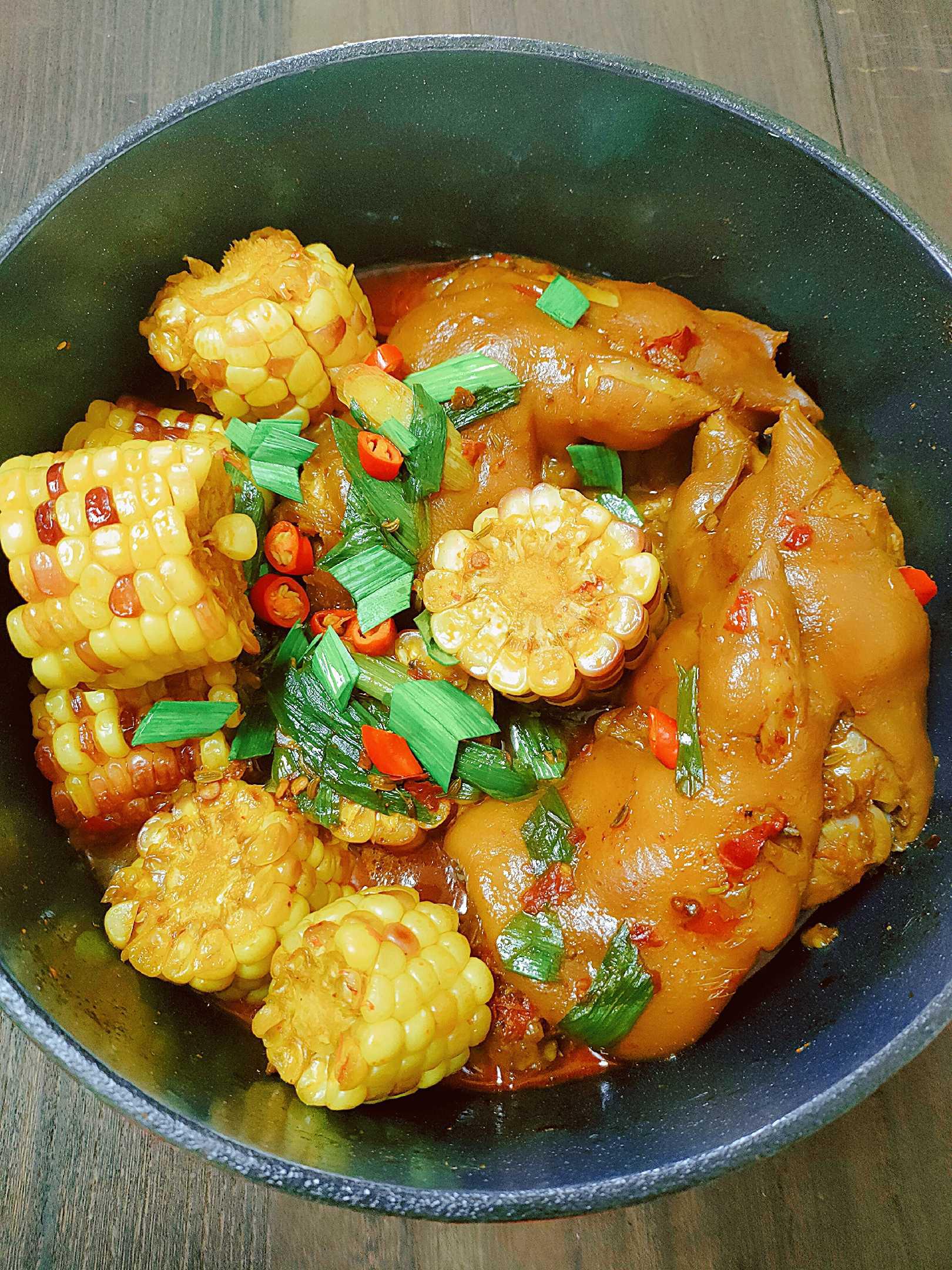 #貼秋膘#《地獄豬蹄》的做法-香辣味煮菜譜