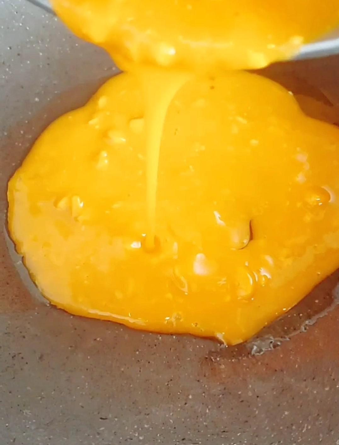 葷版《賽螃蟹》的做法-其它口味炒菜譜