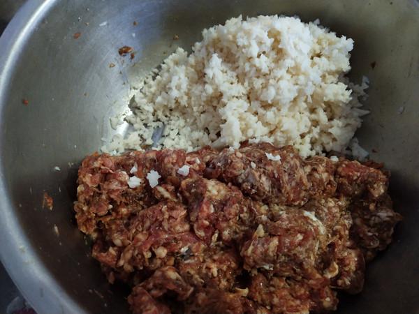 蒸牛肉獅子頭的做法-家常味蒸菜譜