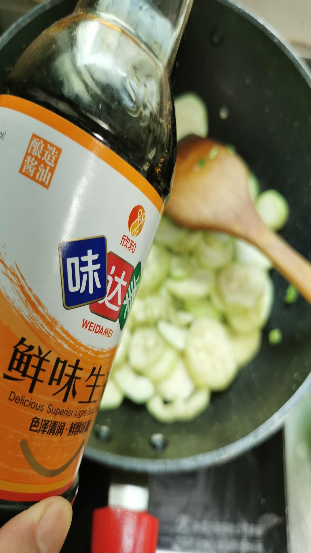 絲瓜炒蛤蜊肉的做法-家常味炒菜譜