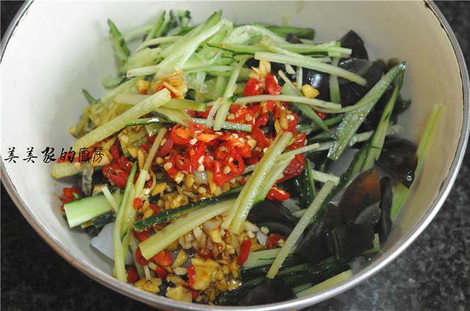 黃瓜涼粉拌皮蛋的做法-家常味拌菜譜