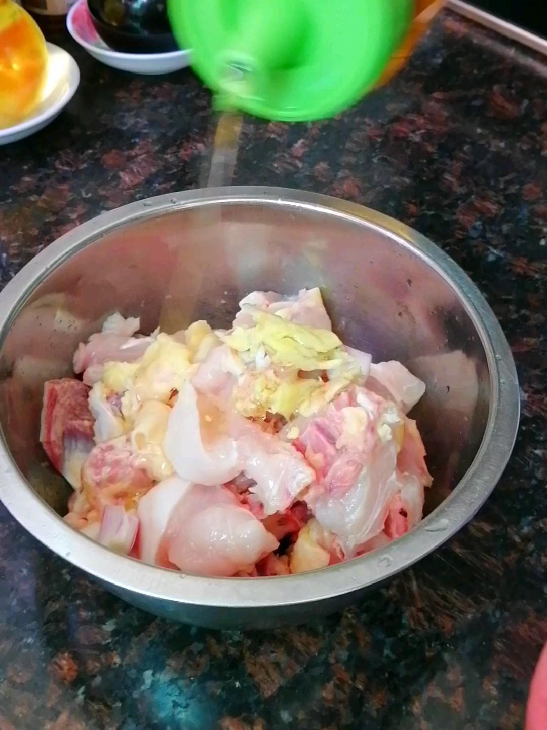 費爾德堡啤酒雞的做法-家常味煮菜譜