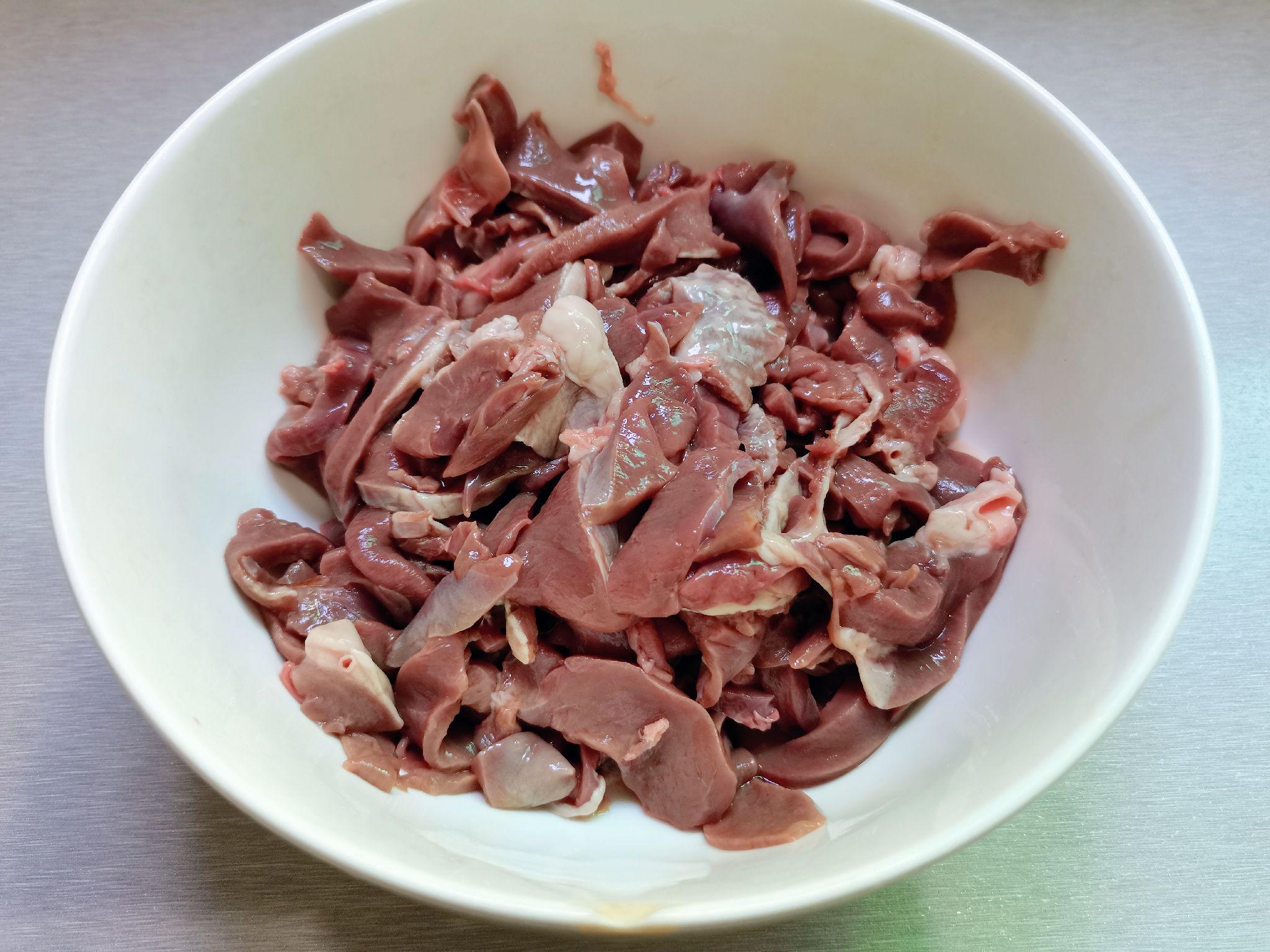 家常版“爆炒豬心”的做法-家常味炒菜譜