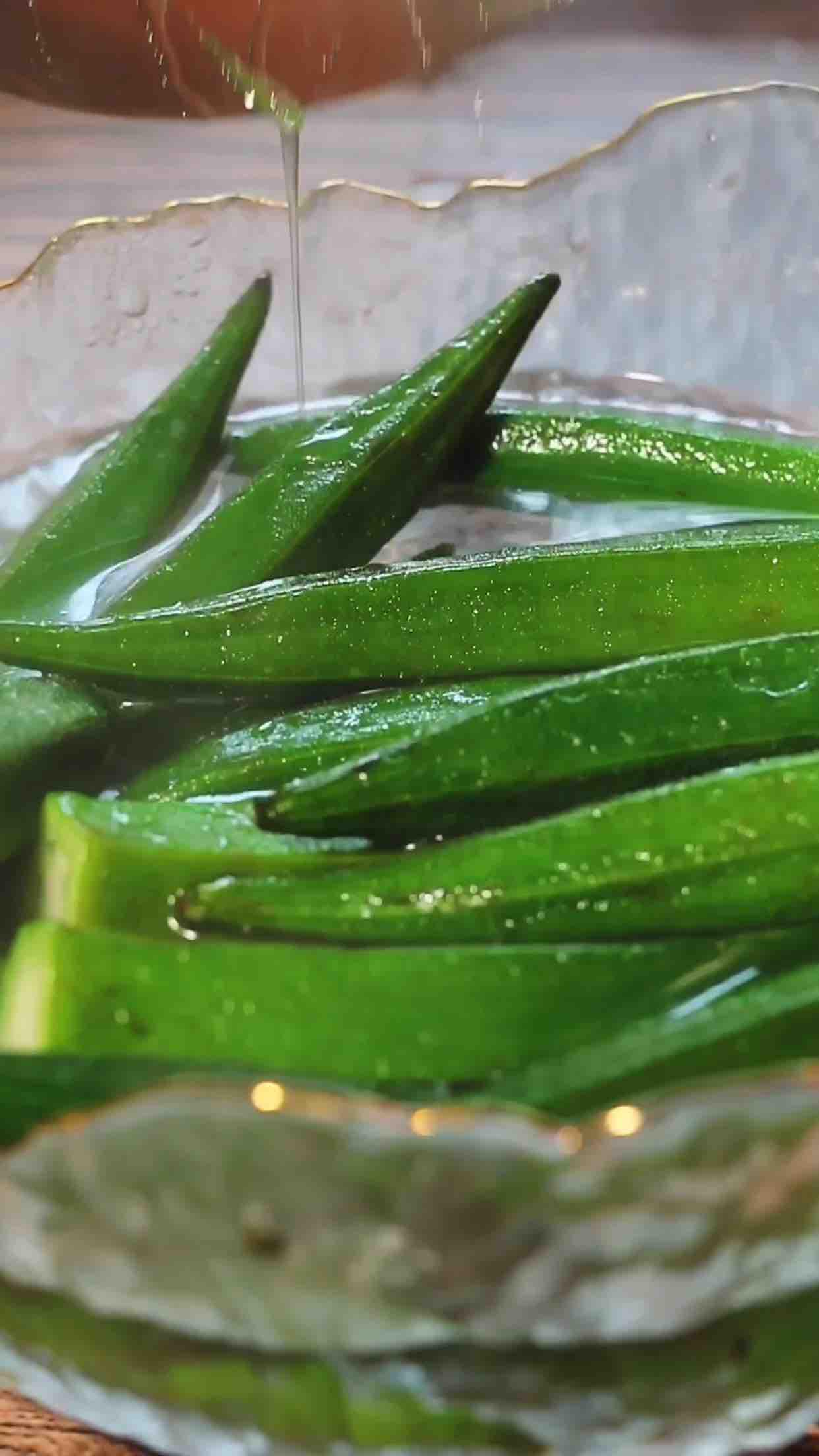 蒜蓉秋葵的做法-蒜香味拌菜譜