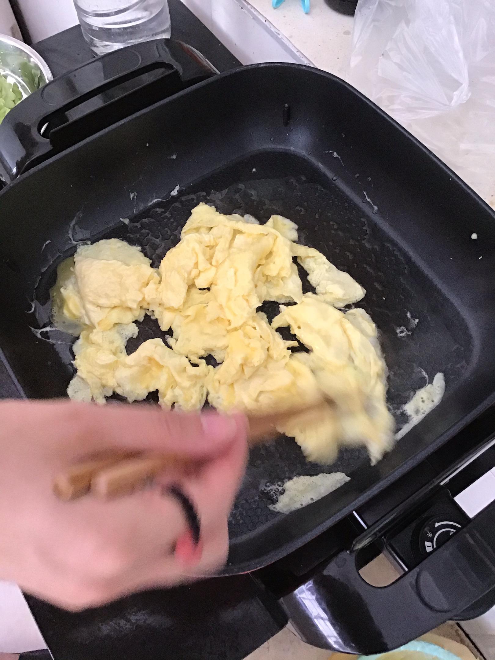 苦瓜炒雞蛋的做法-家常味炒菜譜