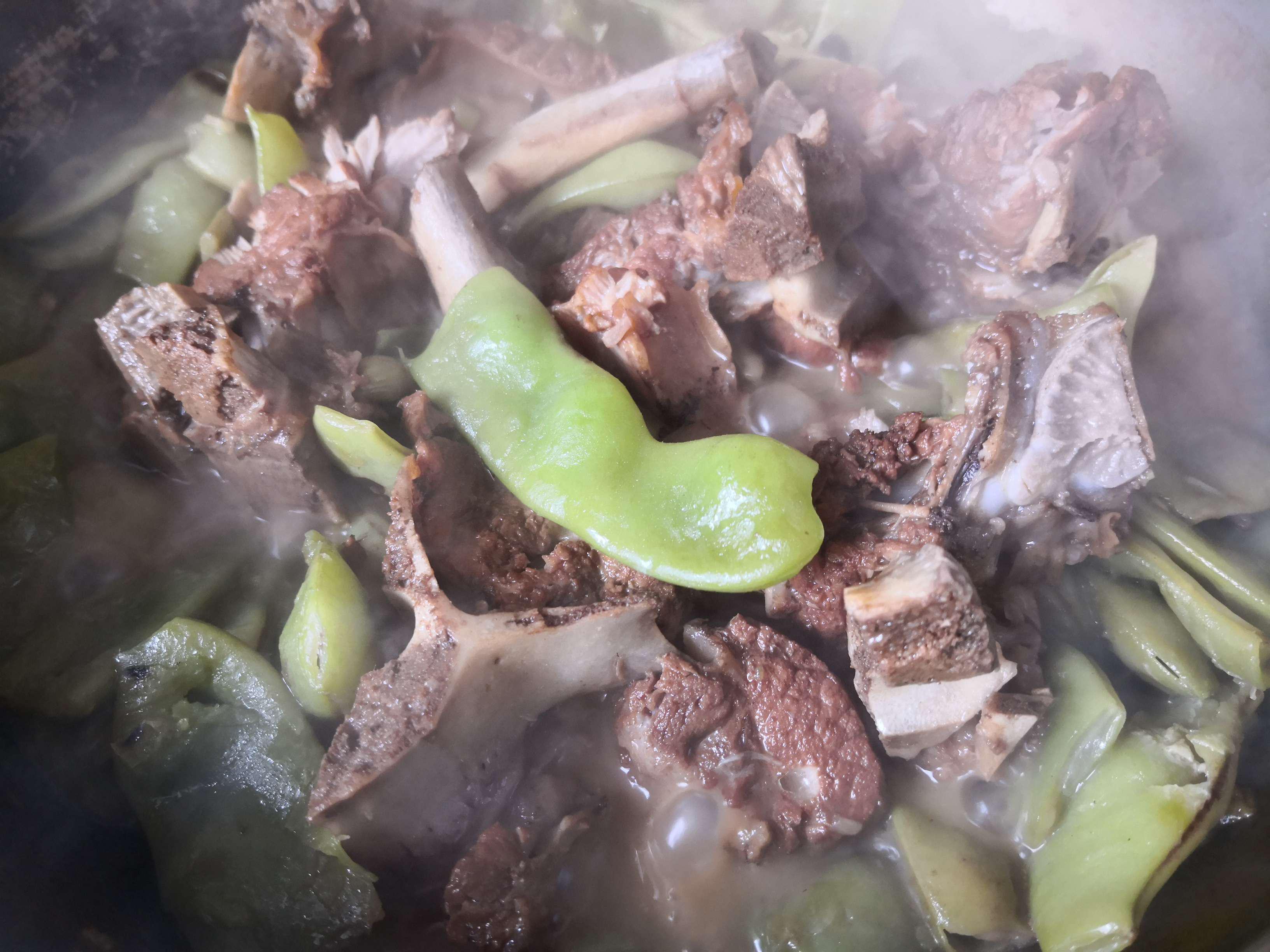 排骨油豆的做法-家常味燉菜譜