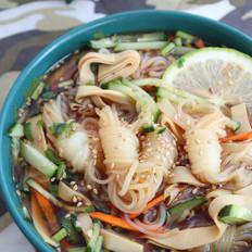 涼拌魔芋絲，清新爽口超開胃的做法-家常味拌菜譜