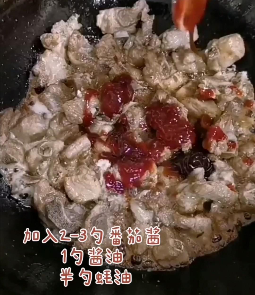 酸甜排骨的做法-酸甜味炒菜譜