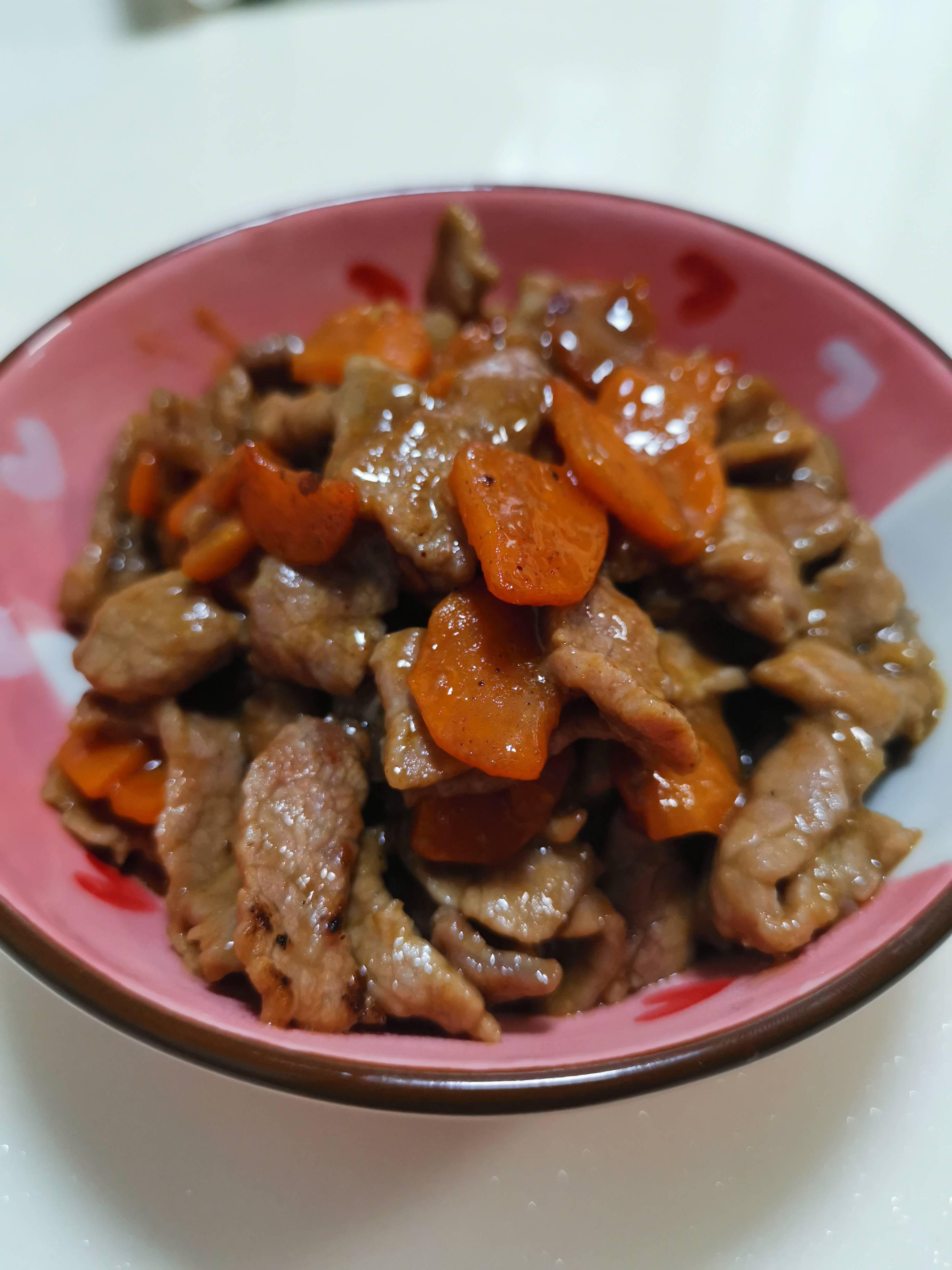 胡蘿卜炒牛肉的做法-家常味炒菜譜