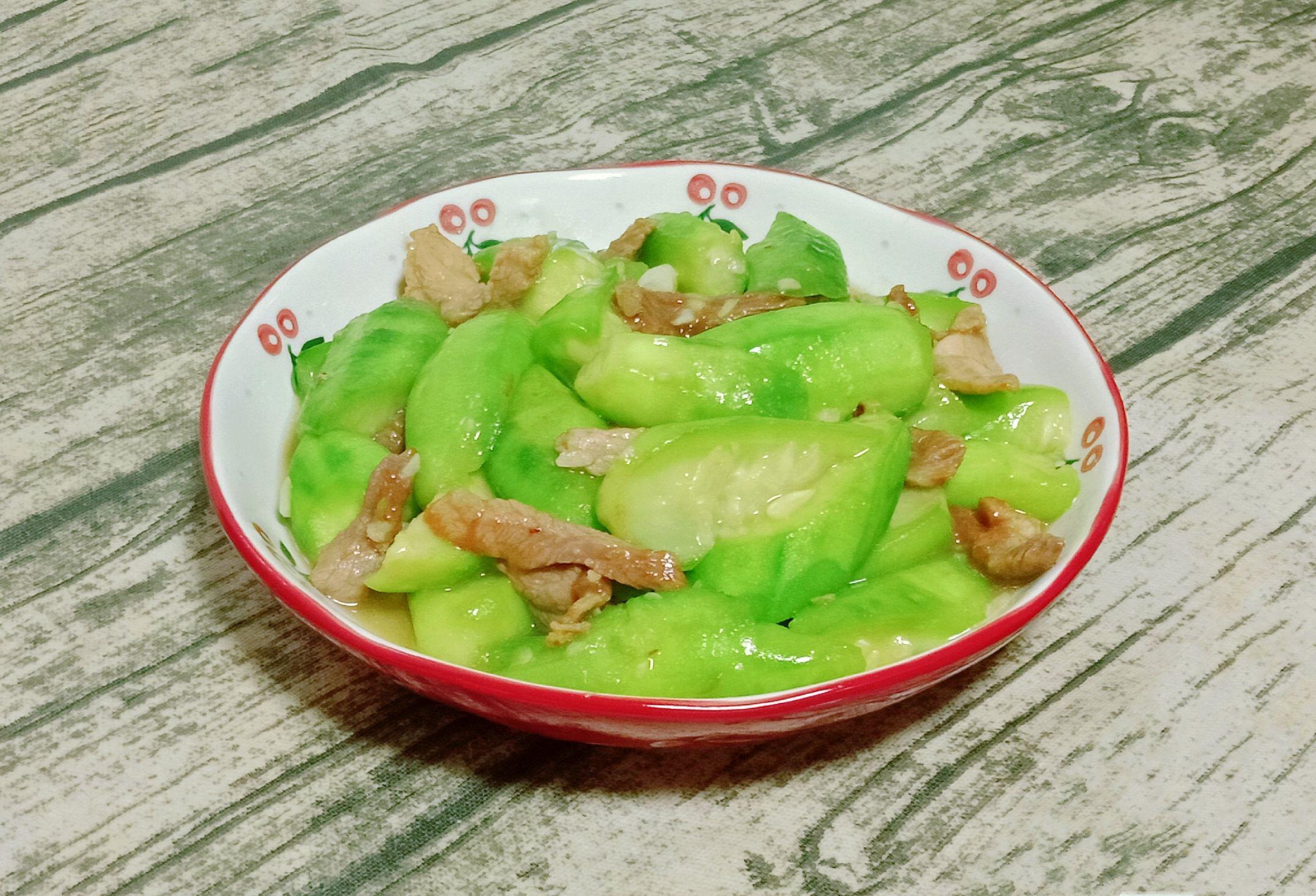 肉片炒絲瓜的做法-家常味炒菜譜