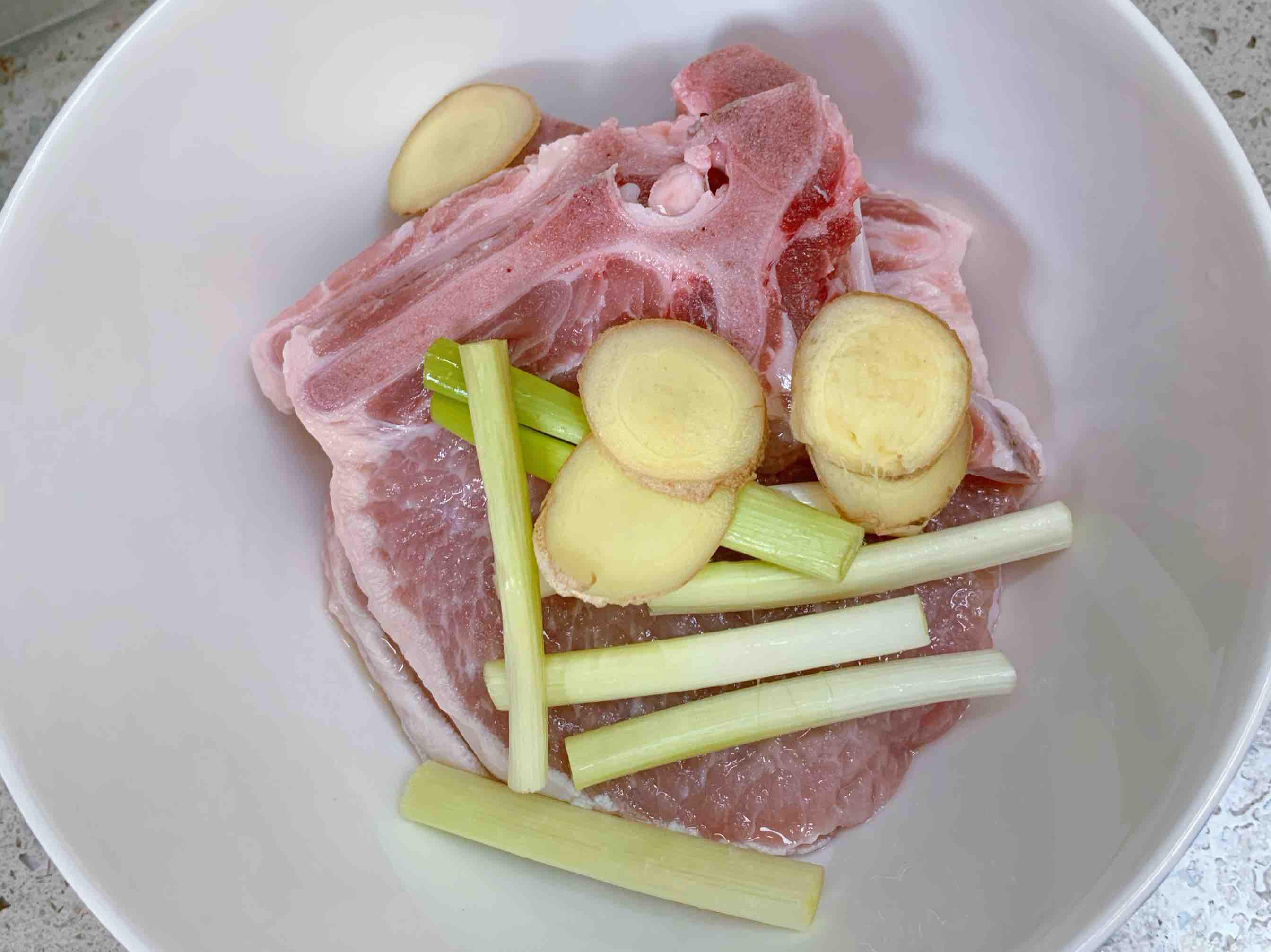 一看就會的紅燒大排的做法-咸鮮味燉菜譜