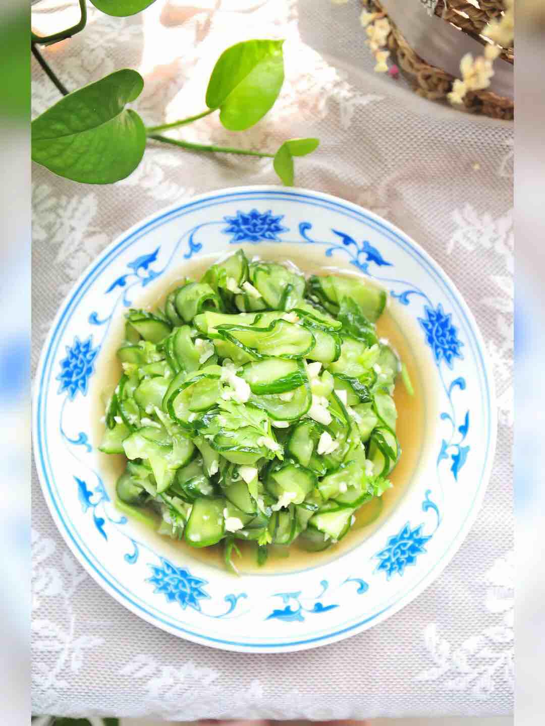 涼拌黃瓜的做法-酸甜味拌菜譜