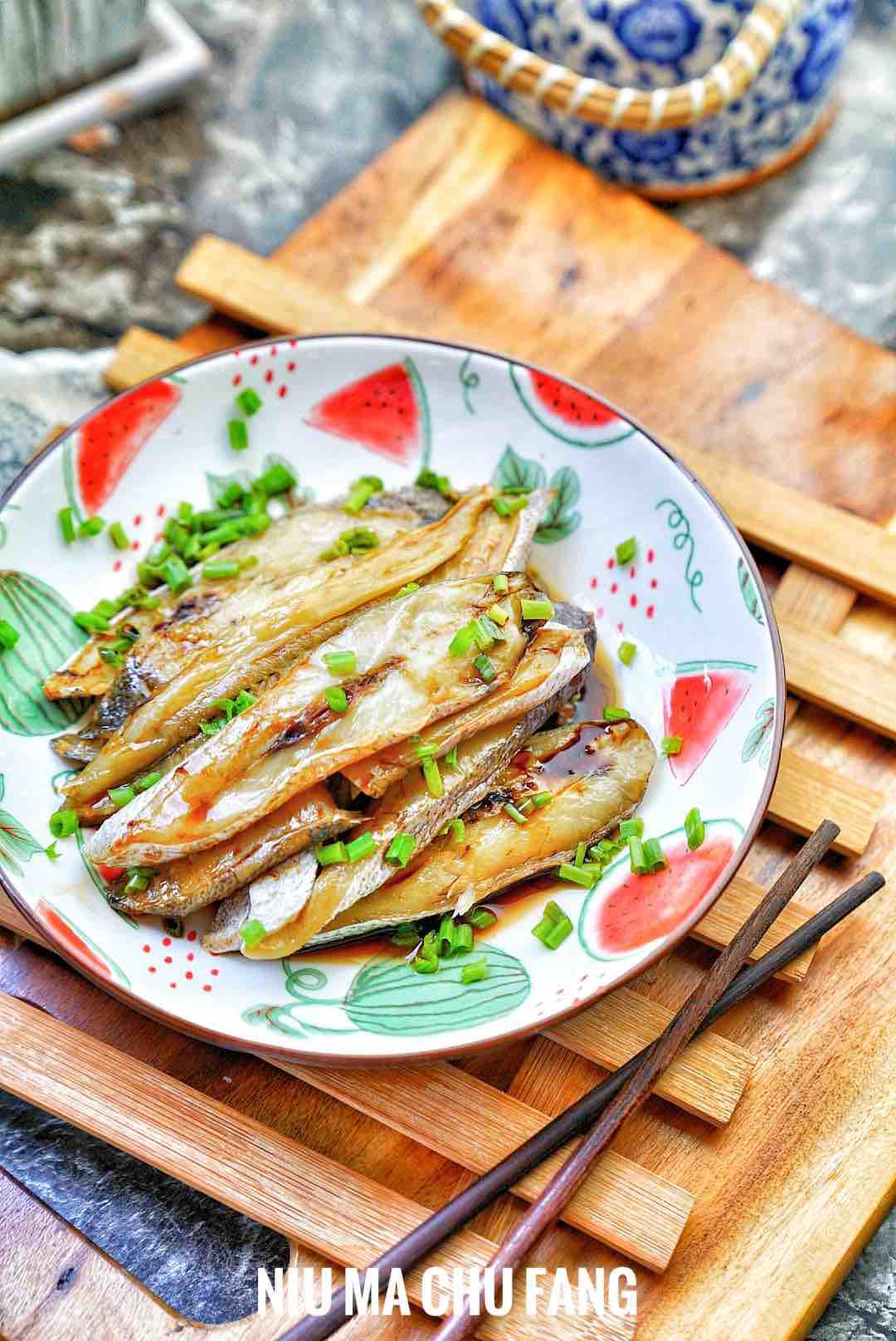 蔥姜蒸鮸魚片。的做法-咸鮮味蒸菜譜