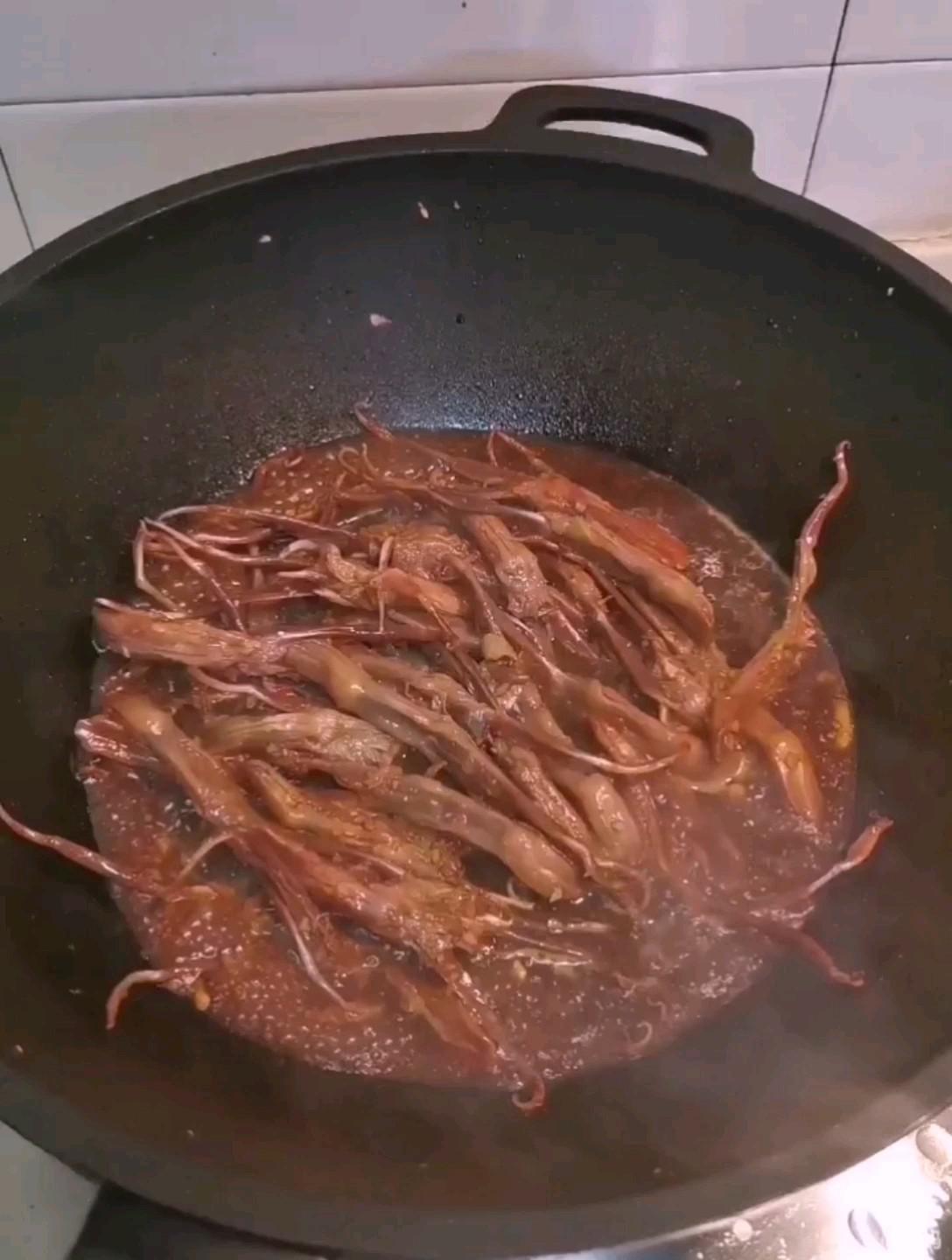 蒜香鴨舌的做法-香辣味燒菜譜