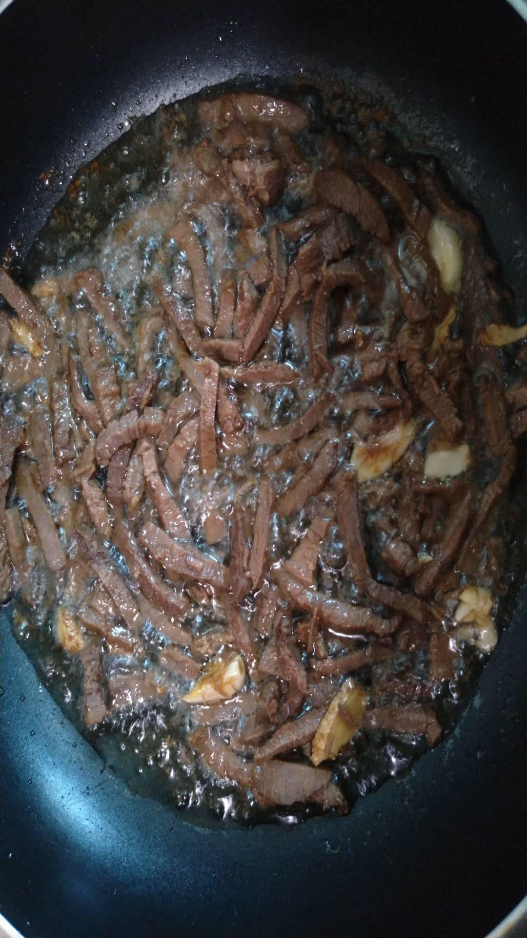 冷吃牛肉的做法-麻辣味煎菜譜