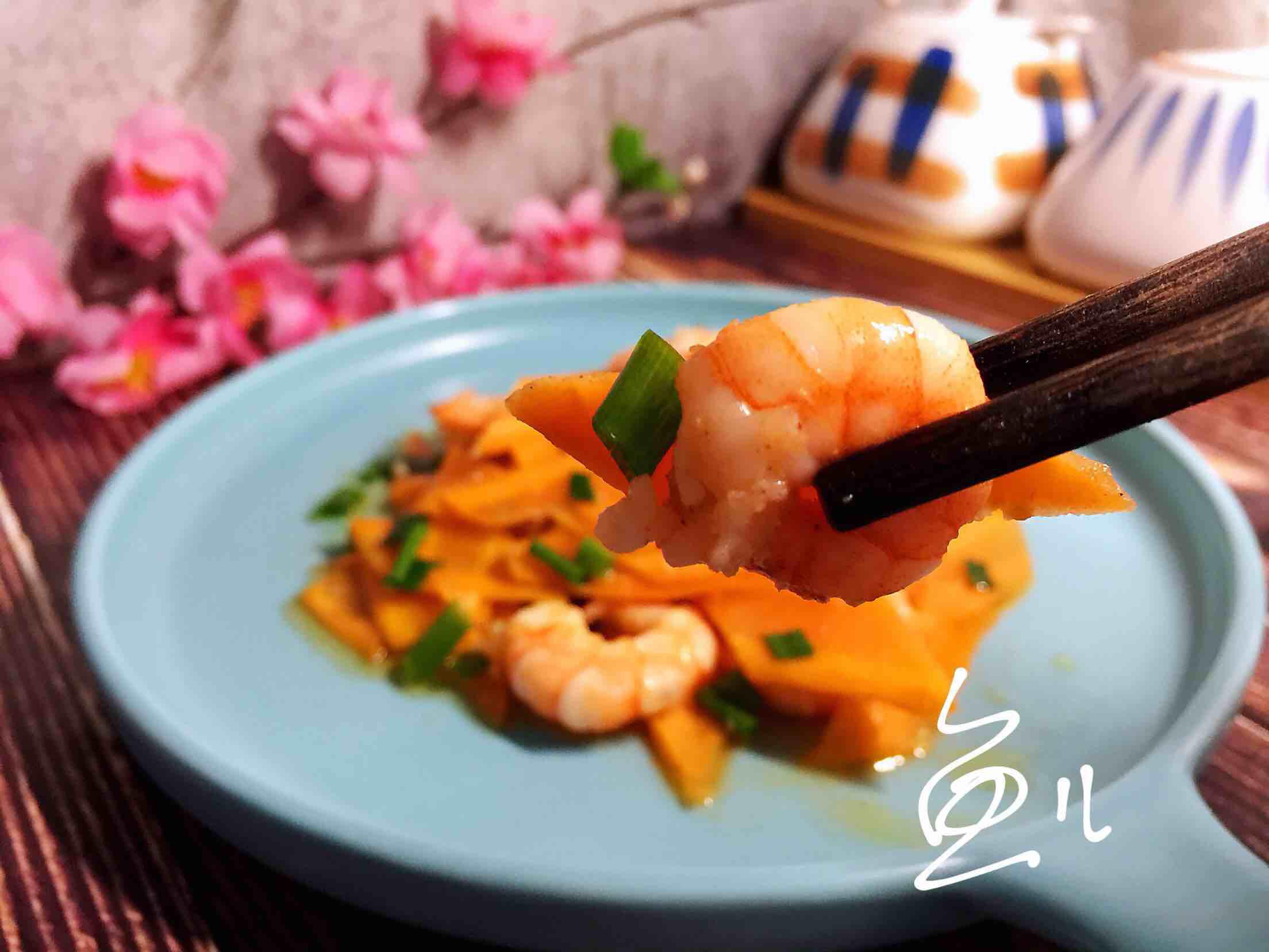 胡蘿卜炒蝦仁的做法-家常味炒菜譜