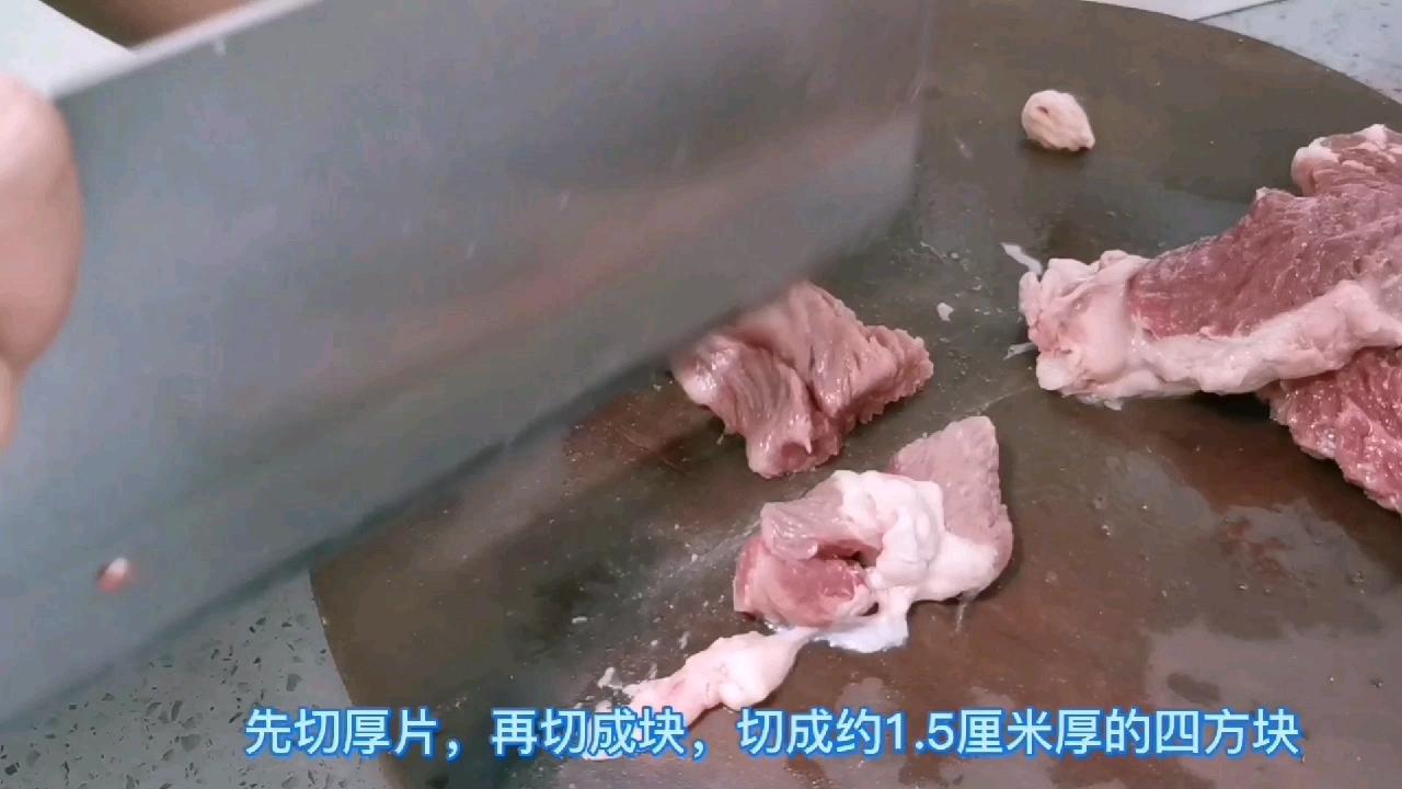 2塊咖喱就能搞定的美味，不需要其他調味品，兒子說比買的好吃多了的做法-咖喱味煮菜譜