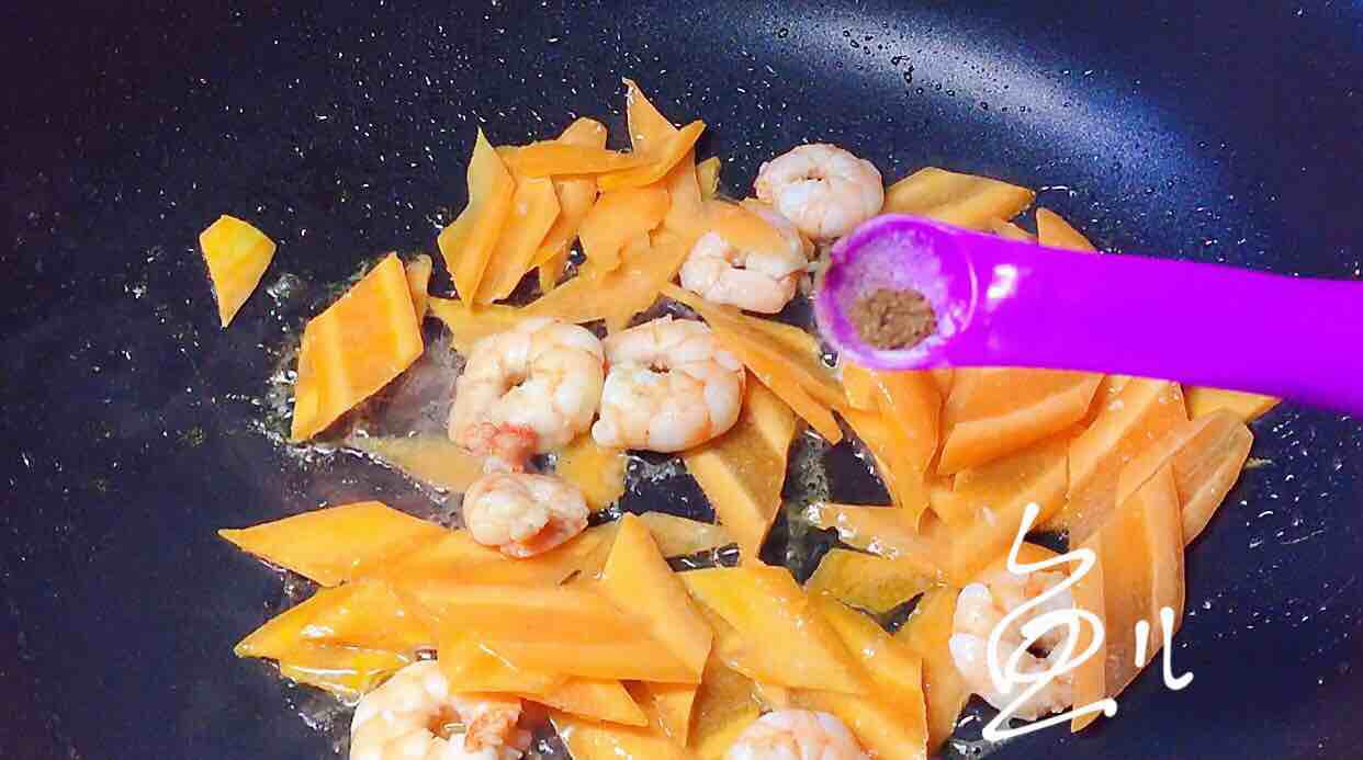 胡蘿卜炒蝦仁的做法-家常味炒菜譜