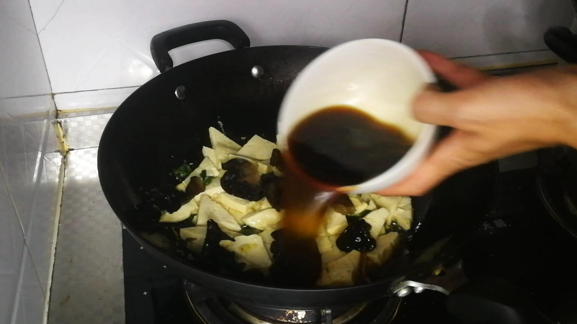 家常五彩豆腐的做法-家常味炒菜譜