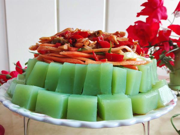 黃瓜汁豌豆涼粉的做法-酸辣味煮菜譜