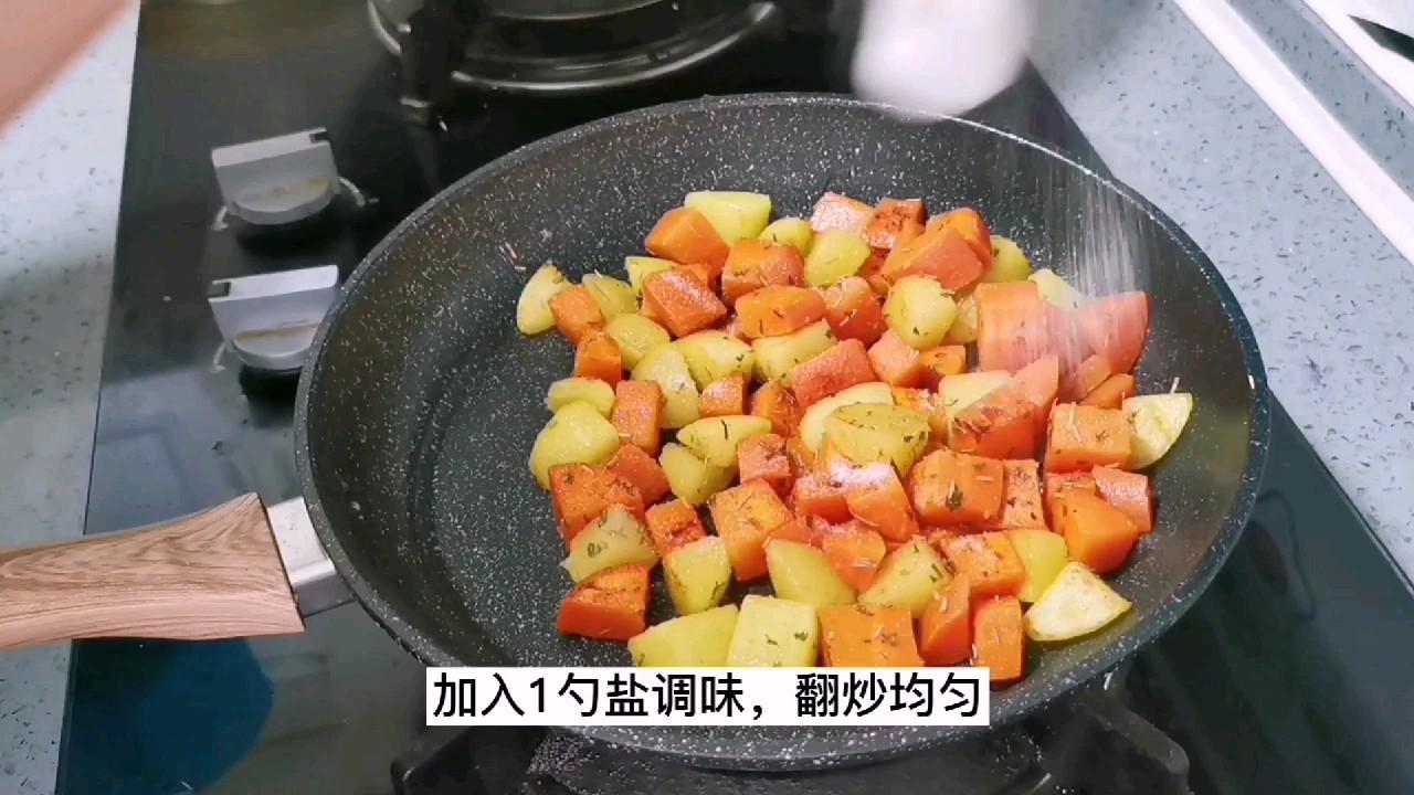 飽腹感極強的沙拉拼盤，蔬菜，雞蛋，肉應有盡有的做法-其它口味炒菜譜