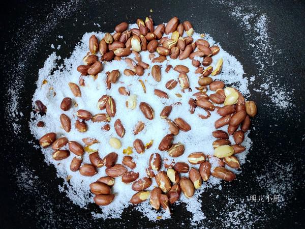 鹽焗花生的做法-家常味炒菜譜