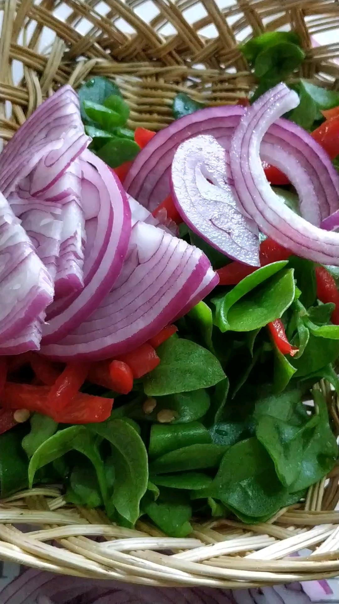 秋天多吃低脂低熱菜，拌沙拉的做法-酸甜味拌菜譜