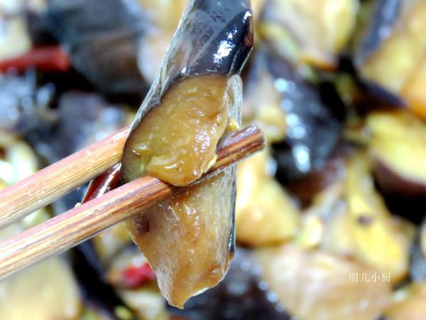 家常炒茄子的做法-家常味炒菜譜