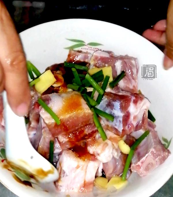 芋艿蒸排骨的做法-香辣味蒸菜譜