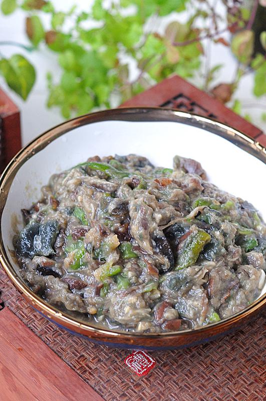 燒辣椒擂茄子的做法-香辣味蒸菜譜