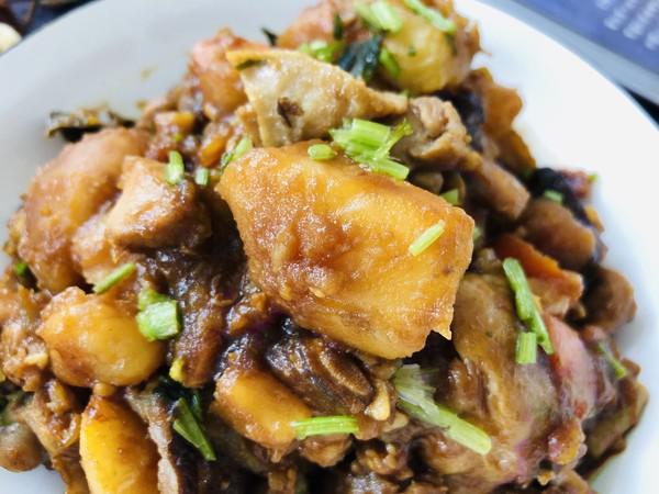 雞腿燉土豆的做法-咸鮮味燉菜譜