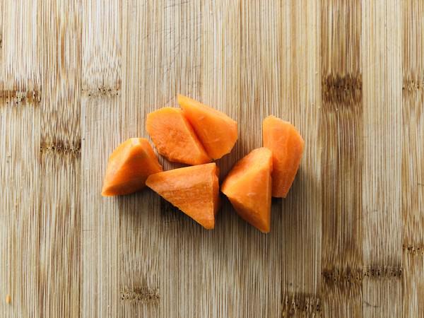 雞腿燉土豆的做法-咸鮮味燉菜譜