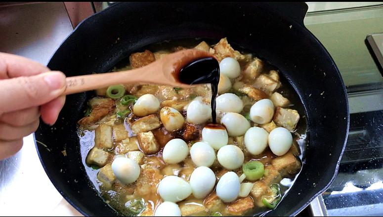 啤酒鵪鶉蛋燉豆腐的做法-家常味燉菜譜