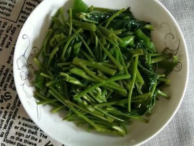 清炒空心菜的做法-家常味炒菜譜