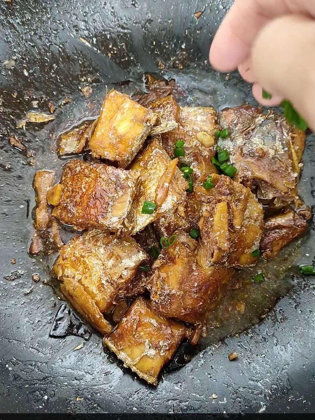 家常紅燒帶魚的做法-家常味燒菜譜