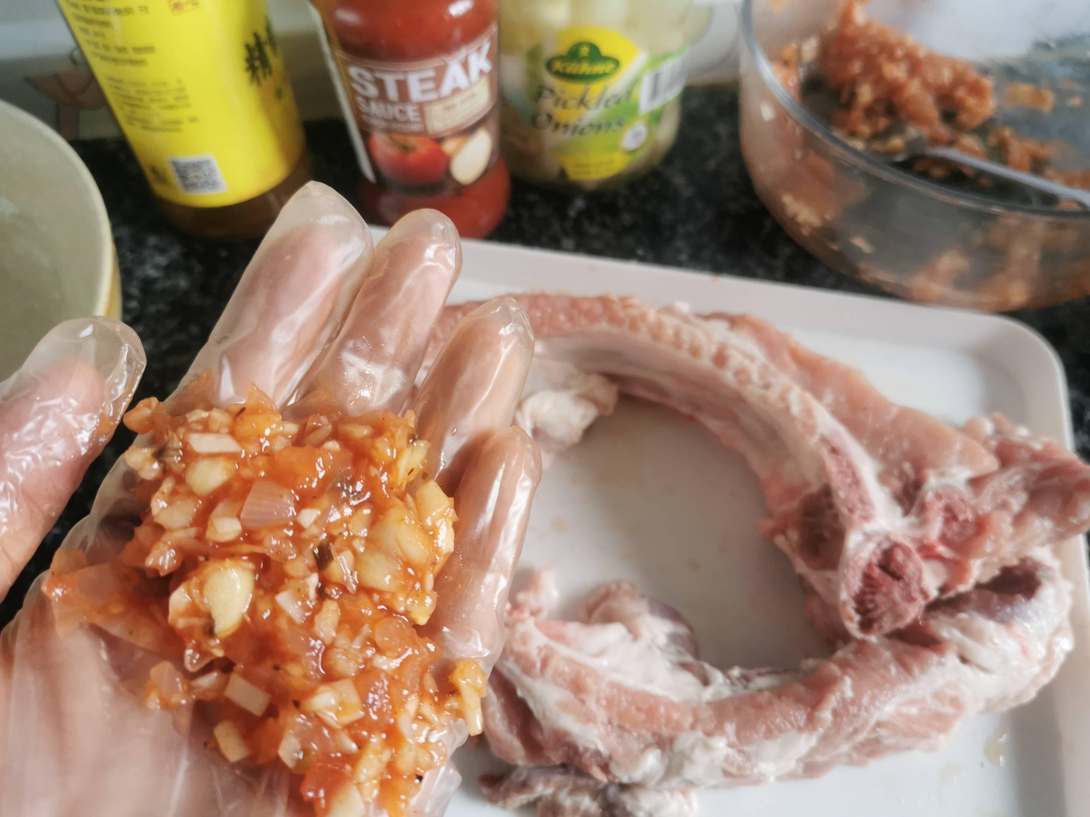 雞尾洋蔥烤豬排的做法-咸鮮味烤菜譜