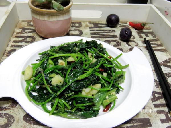 炒地瓜葉子的做法-家常味炒菜譜