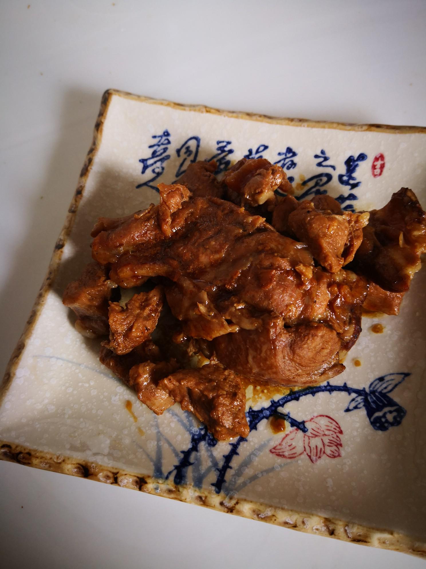 醬香羊腿肉的做法-醬香味醬菜譜